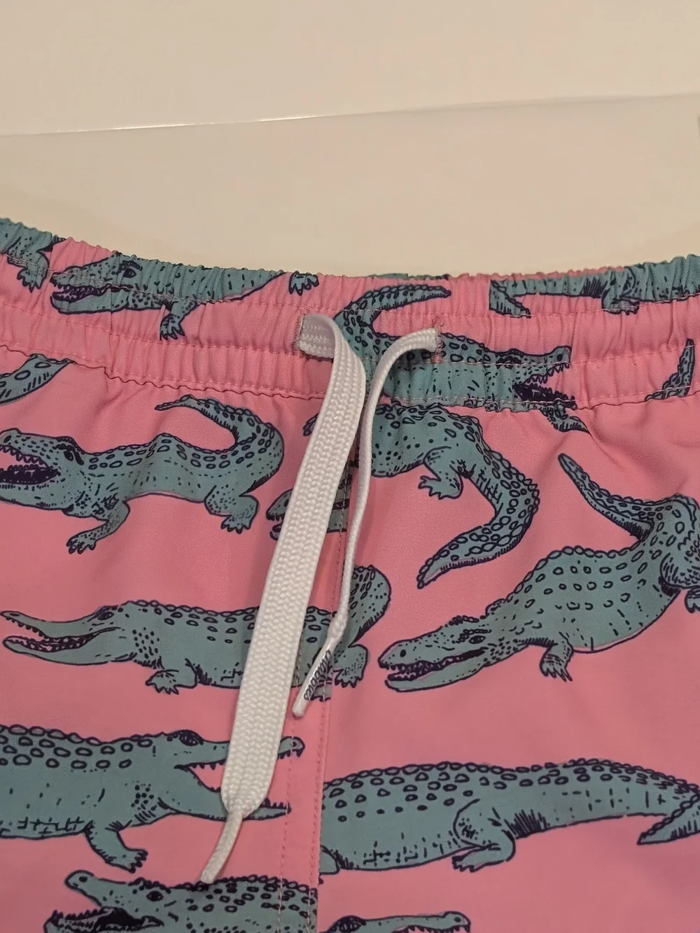 chubbies Pink Swim Shorts with Teal Alligator Print Small Size 8/9 youth